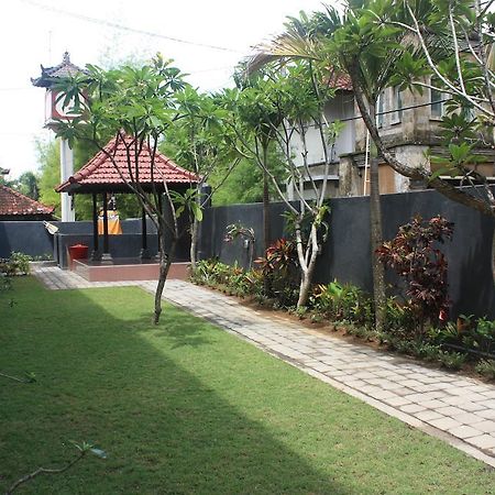 科洛布坎 U House Seminyak酒店 外观 照片