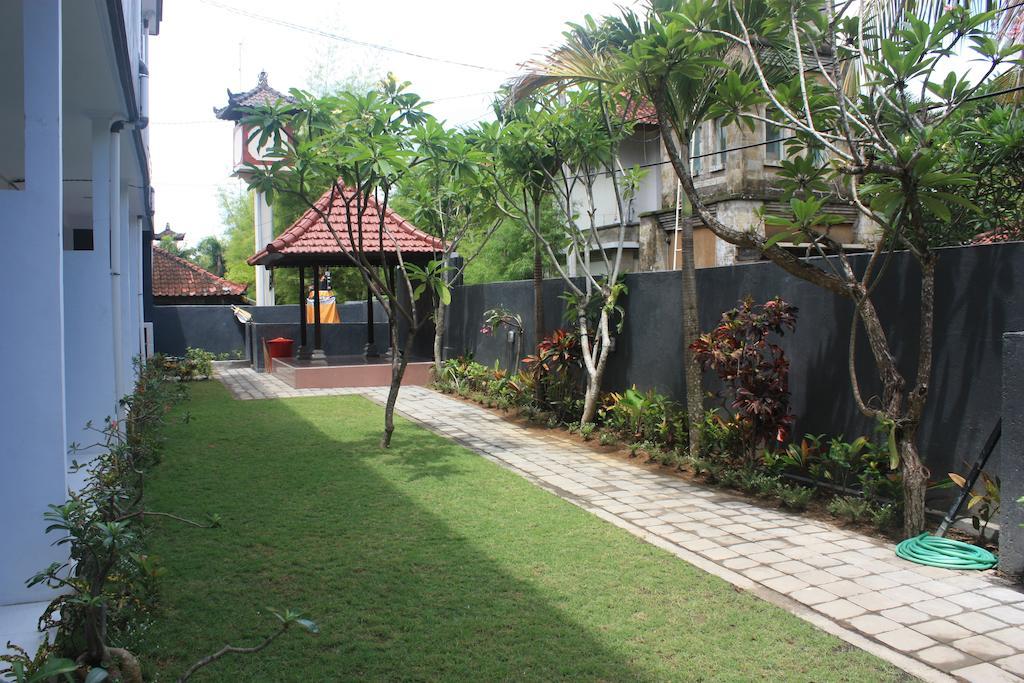 科洛布坎 U House Seminyak酒店 外观 照片